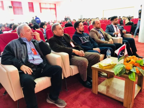 اليوم العلمي الأول لكلية طب وجراحة الفم والأسنان