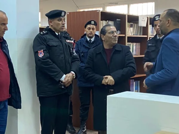 جولة رئيس الجامعة في المكتبة المركزية