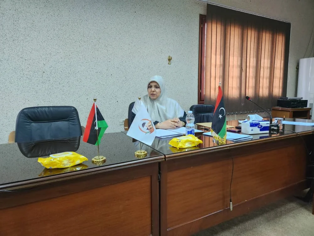 إجتماع مركز خدمة المجتمع والبيئة مع الأقسام التابع له بكليات الجامعة