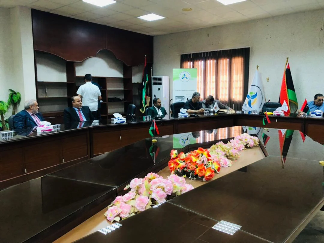 توقيع اتفاقية تعاون علمي مع المركز الليبي لبحوث ودراسات الطاقة الشمسية
