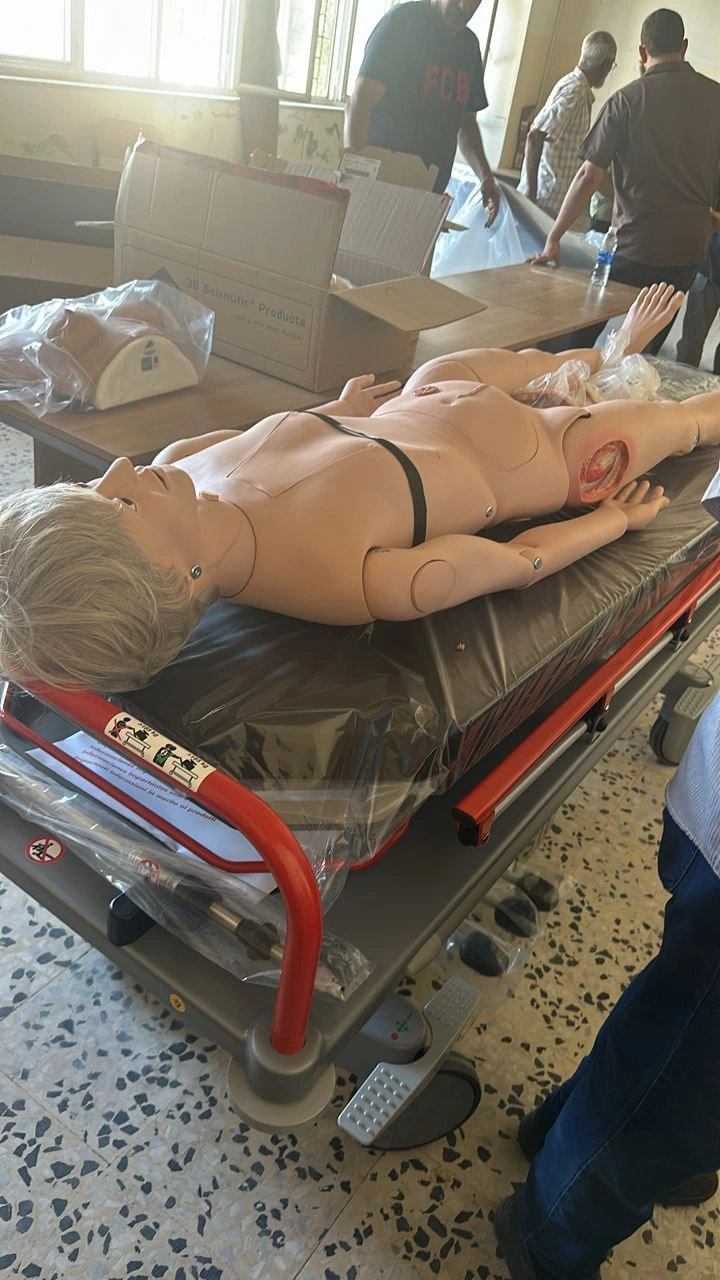 الشروع في تركيب معامل كليتي الطب البشري والصيدلة