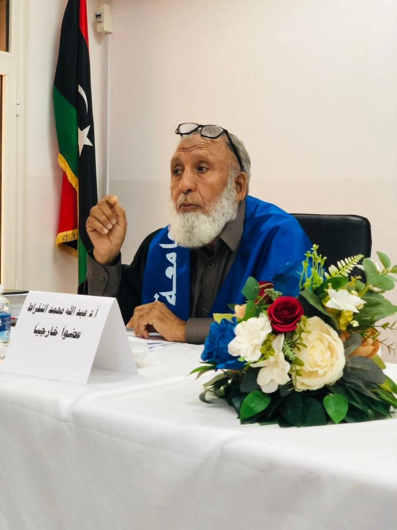 قسم الدراسات الإسلامية بكلية الآداب الخمس يمنح الإجازة العالية