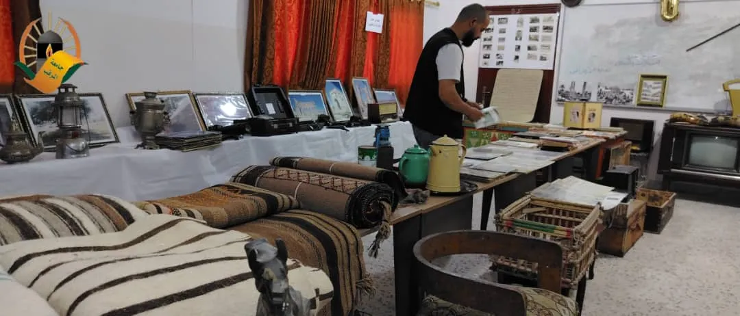 كلية الآثار والسياحة بجامعة المرقب تحيي اليوم العالمي للتراث بندوة ومعرض ثقافي