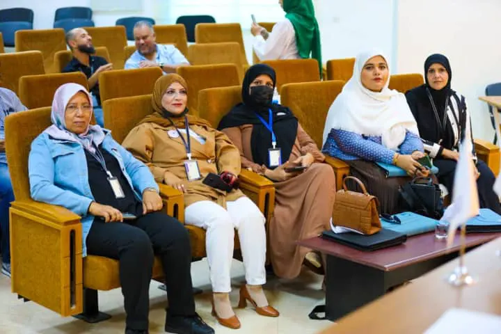 آثار كارثة الفيضانات والسيول